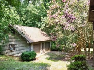 3 bedroom, 3 bathroom, 2,832 sq ft single family residence for sale at 8257 Appalachian Highway, Mineral Bluff, GA 30559 — photo 2