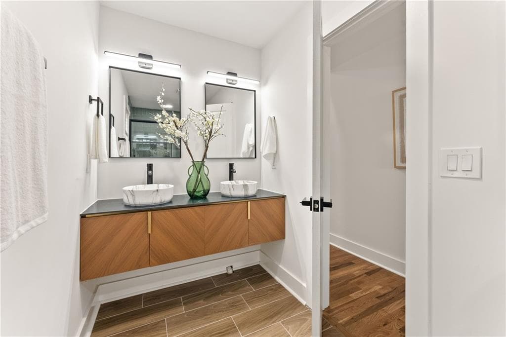 3 bedroom, 2 bathroom, 1,350 sq ft single family residence for sale at 3372 Jackson Drive, Decatur, GA 30032 — photo 5