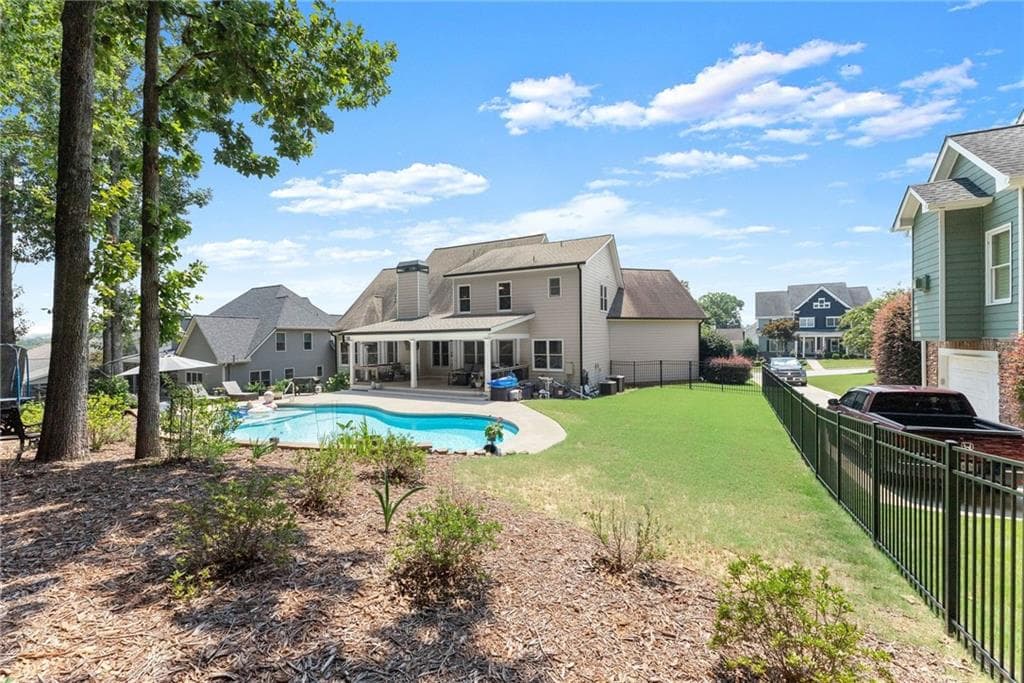 5 bedroom, 4 bathroom, 3,415 sq ft single family residence under contract at 2024 Democracy Drive, Buford, GA 30519 — photo 2