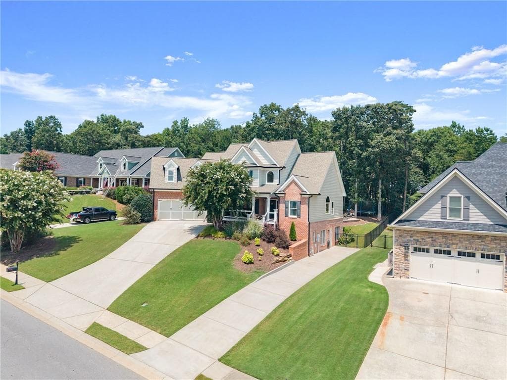 5 bedroom, 4 bathroom, 3,415 sq ft single family residence under contract at 2024 Democracy Drive, Buford, GA 30519 — photo 4