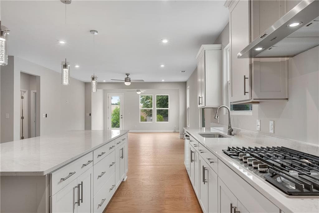 3 bedroom, 2 bathroom, 2,227 sq ft single family residence for sale at 1769 Rowland Pass, Buford, GA 30518 — photo 9