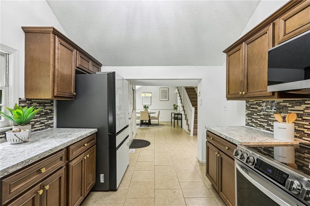 4 bedroom, 3 bathroom, 1,881 sq ft single family residence for sale at 4990 Daniell Mill Road, Winston, GA 30187 — photo 9