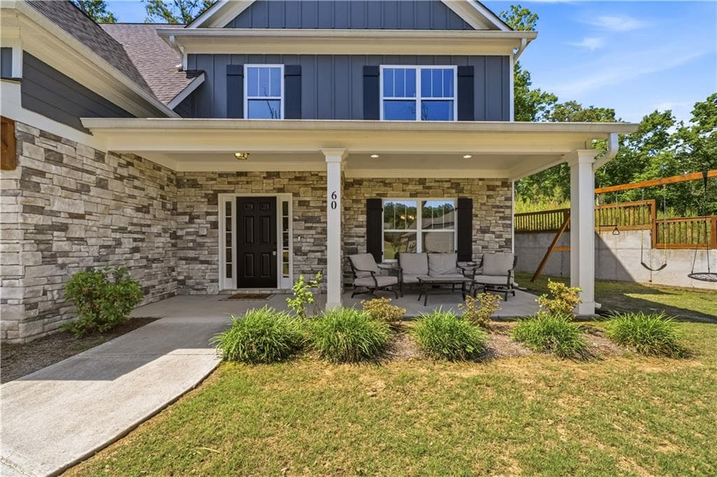 4 bedroom, 3 bathroom, 2,646 sq ft single family residence for sale at 60 NE Grand Georgian Court, Cartersville, GA 30121 — photo 3