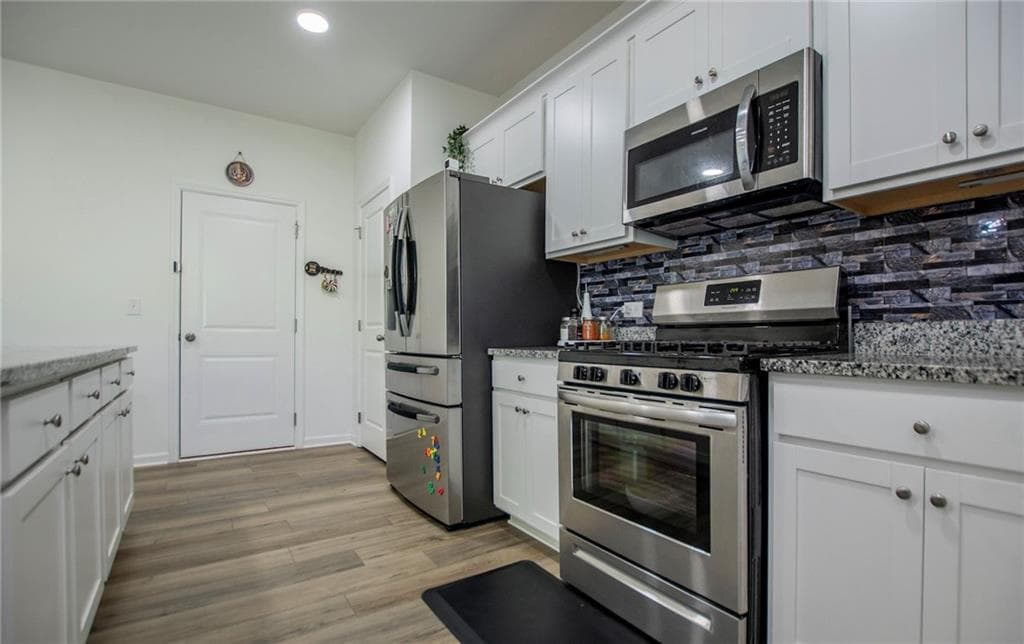 4 bedroom, 3 bathroom, 3,618 sq ft single family residence for rent at 194 Rivulet Drive, Dallas, GA 30132 for $2,300 a month — photo 9