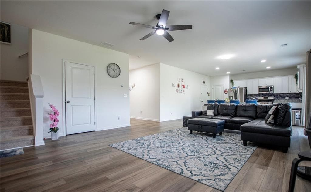 4 bedroom, 3 bathroom, 3,618 sq ft single family residence for rent at 194 Rivulet Drive, Dallas, GA 30132 for $2,300 a month — photo 5