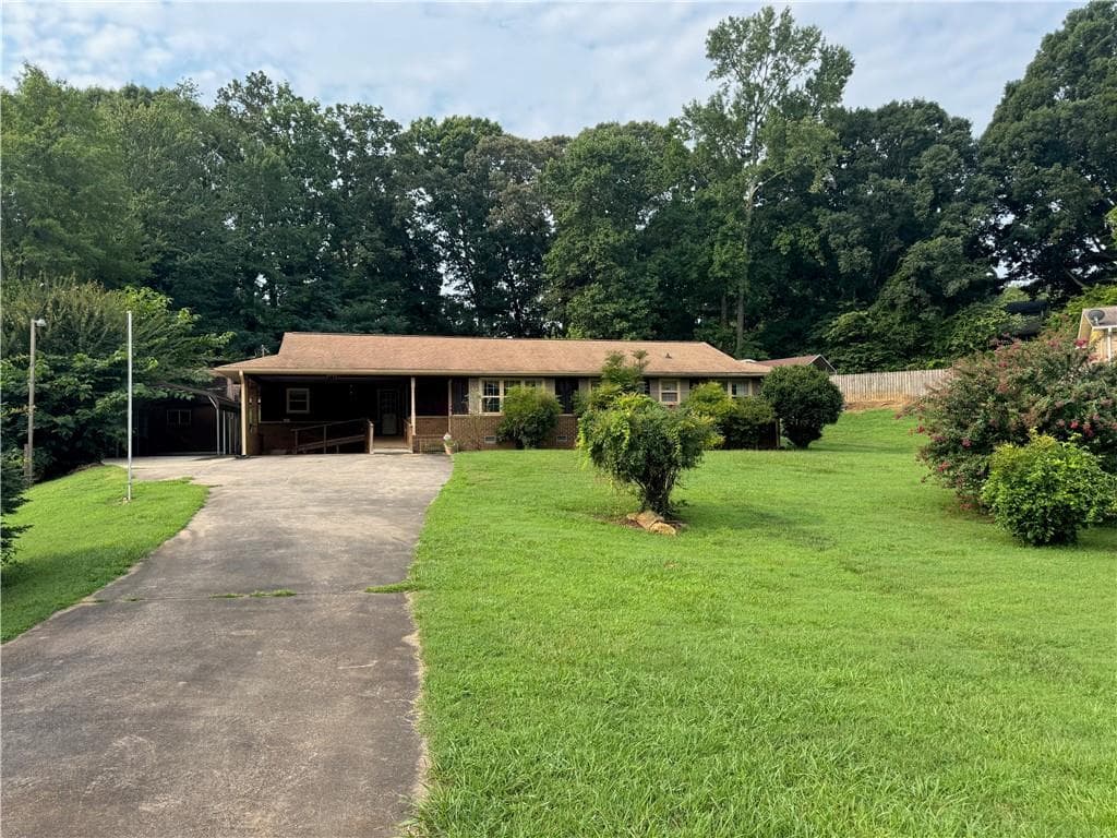 3 bedroom, 2 bathroom, 1,499 sq ft single family residence under contract at 3091 Browns Bridge Road, Gainesville, GA 30504