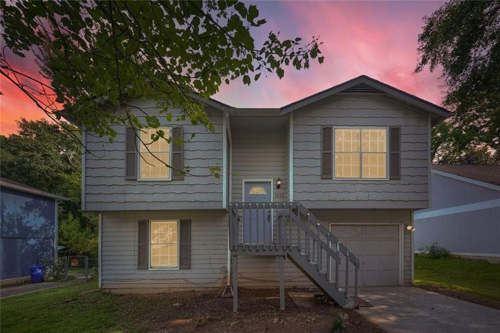 3 bedroom, 2 bathroom, 1,216 sq ft single family residence sold at 1613 Sugar Downs Court, Atlanta, GA 30316