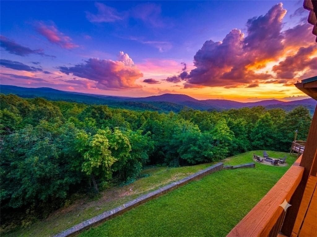 4 bedroom, 4 bathroom, 3,336 sq ft single family residence for sale at 55 Beauregards Knob, Ellijay, GA 30536 — photo 6