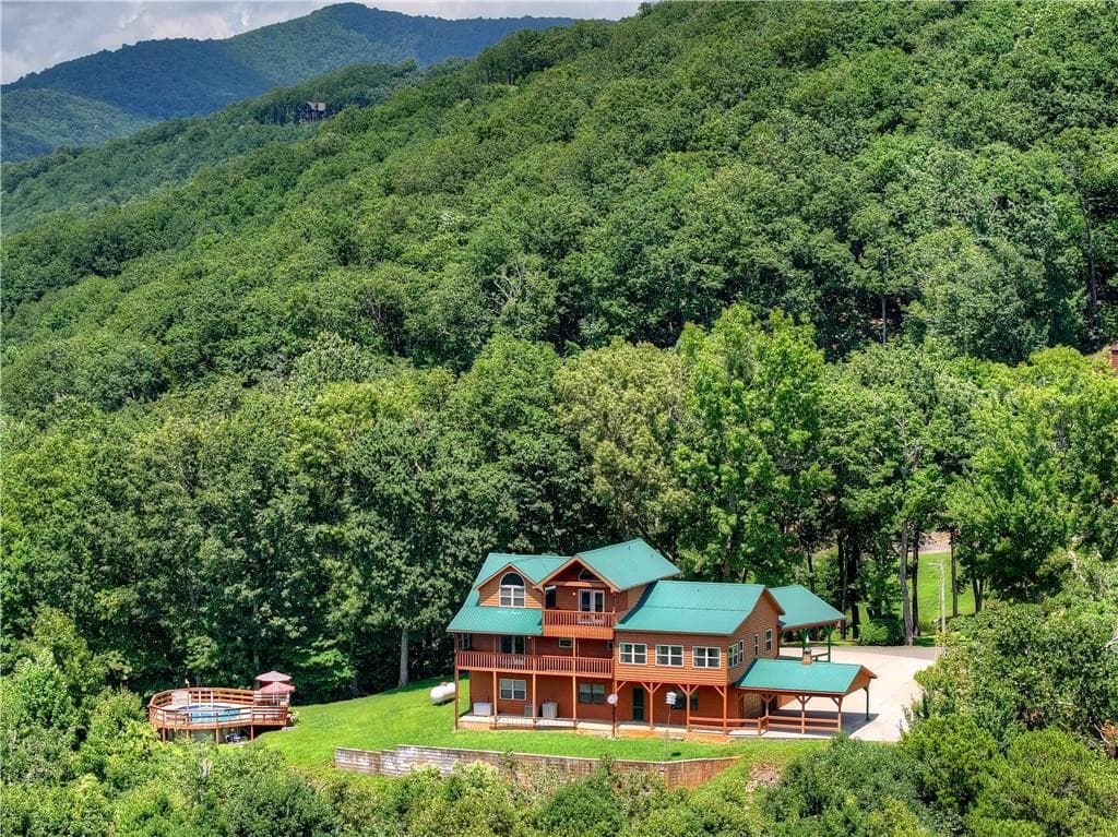 4 bedroom, 4 bathroom, 3,336 sq ft single family residence for sale at 55 Beauregards Knob, Ellijay, GA 30536 — photo 3