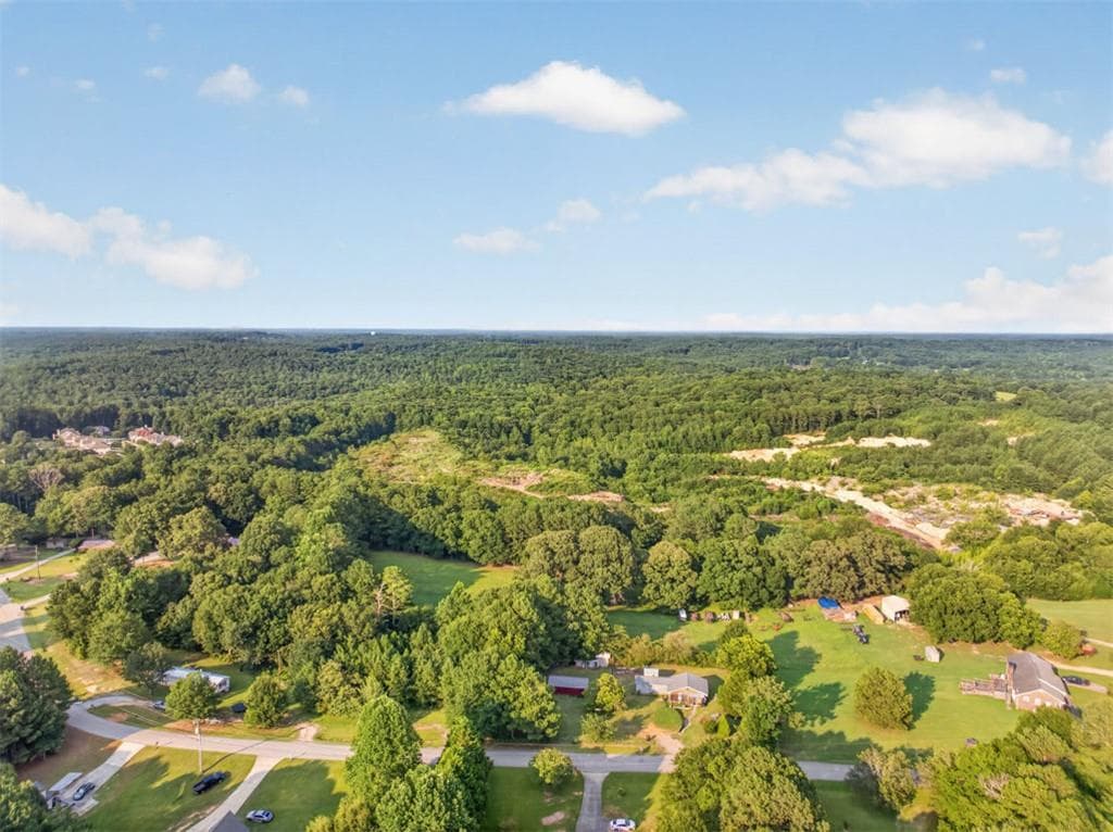 2 bedroom, 2 bathroom, 1,392 sq ft single family residence for sale at 4905 Hudson Road, Loganville, GA 30052 — photo 8