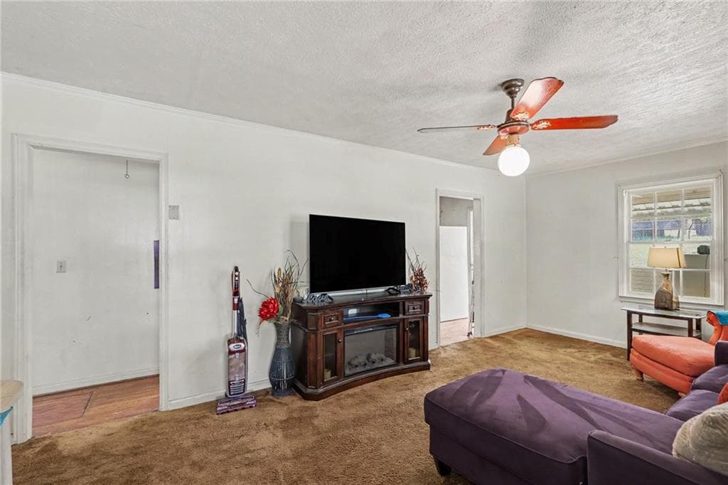 3 bedroom, 2 bathroom, 1,216 sq ft single family residence for sale at 127 White Street, Tallapoosa, GA 30176 — photo 4