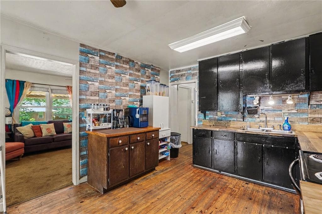 3 bedroom, 2 bathroom, 1,216 sq ft single family residence for sale at 127 White Street, Tallapoosa, GA 30176 — photo 8