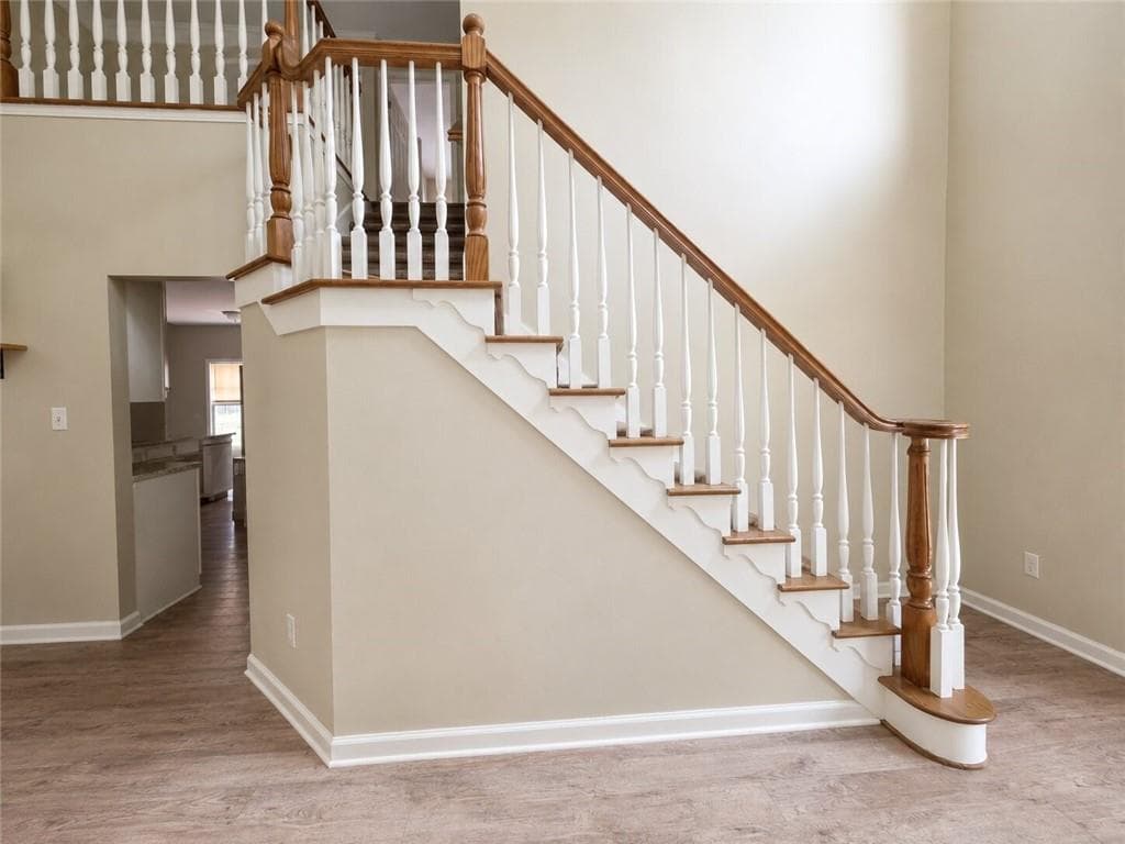 4 bedroom, 4 bathroom, 2,285 sq ft single family residence under contract at 4994 Niagara Drive, Acworth, GA 30102 — photo 4