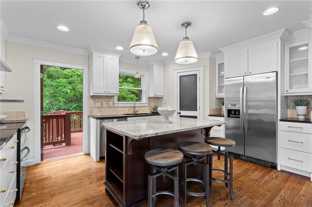 4 bedroom, 4 bathroom, 2,872 sq ft single family residence for sale at 3026 Skyland Drive, Brookhaven, GA 30341 — photo 3