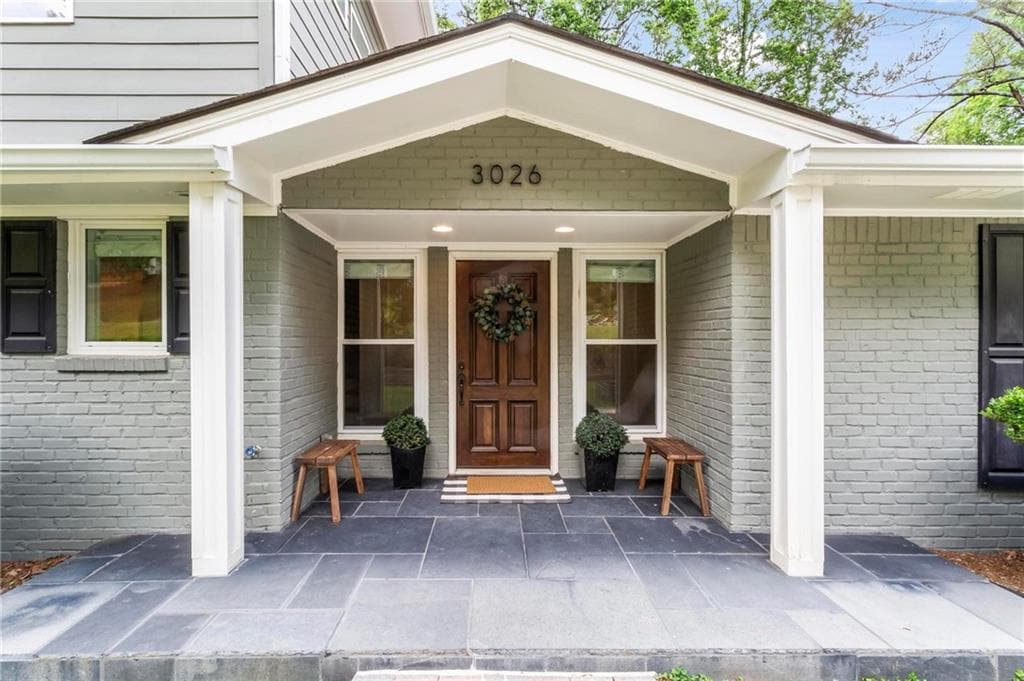 4 bedroom, 4 bathroom, 2,872 sq ft single family residence for sale at 3026 Skyland Drive, Brookhaven, GA 30341 — photo 4