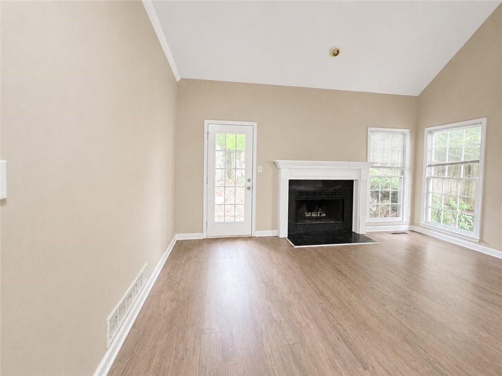 4 bedroom, 4 bathroom, 2,285 sq ft single family residence under contract at 4994 Niagara Drive, Acworth, GA 30102 — photo 8