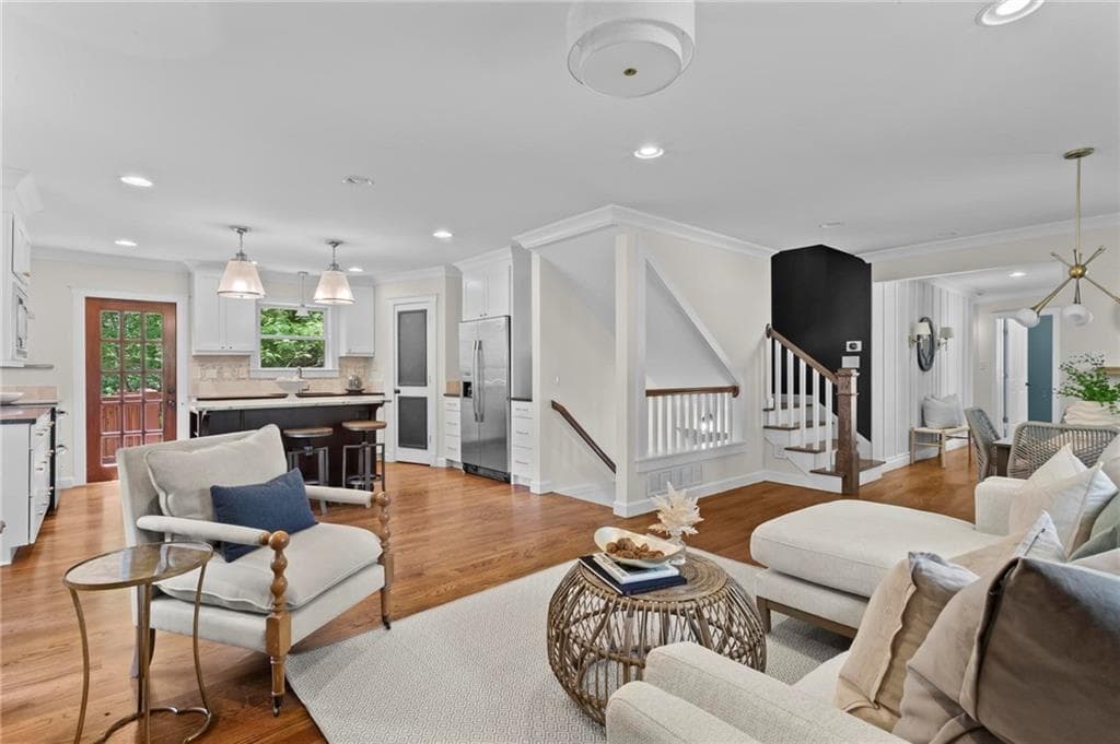 4 bedroom, 4 bathroom, 2,872 sq ft single family residence for sale at 3026 Skyland Drive, Brookhaven, GA 30341 — photo 6