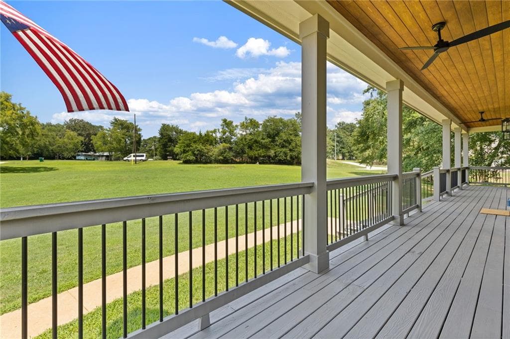 4 bedroom, 5 bathroom, 4,932 sq ft single family residence for sale at 496 Davis Road, Jefferson, GA 30549 — photo 5