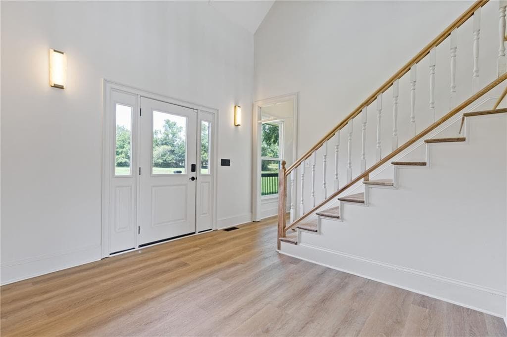 4 bedroom, 5 bathroom, 4,932 sq ft single family residence for sale at 496 Davis Road, Jefferson, GA 30549 — photo 9