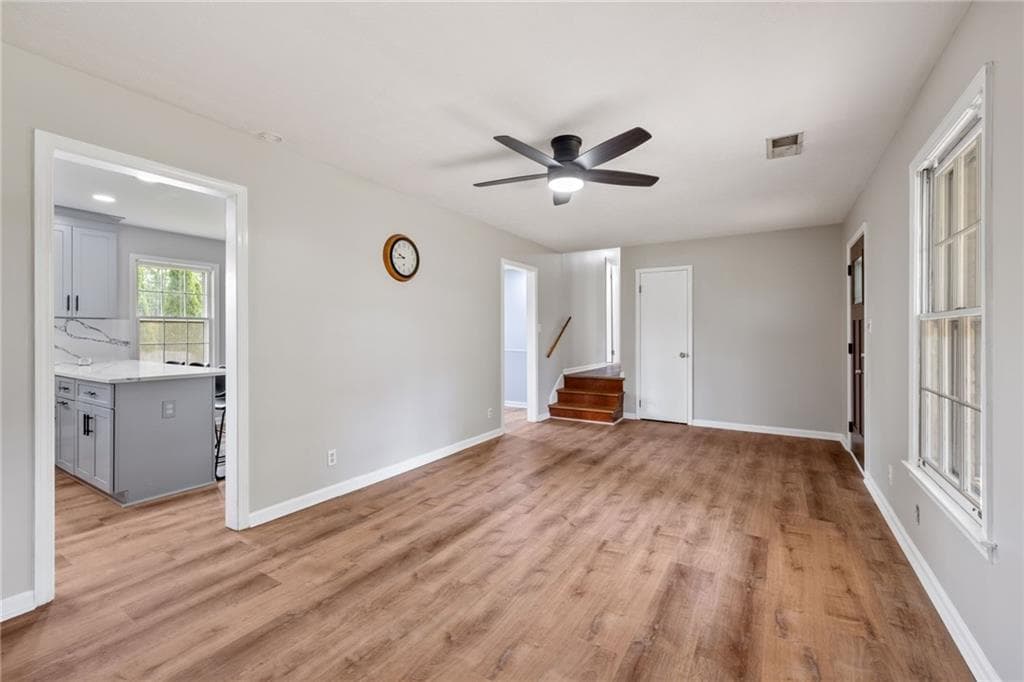 4 bedroom, 3 bathroom, 1,956 sq ft single family residence under contract at 634 Rebecca Street, Lilburn, GA 30047 — photo 6