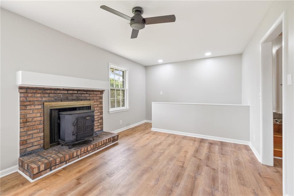 4 bedroom, 3 bathroom, 1,956 sq ft single family residence under contract at 634 Rebecca Street, Lilburn, GA 30047 — photo 8