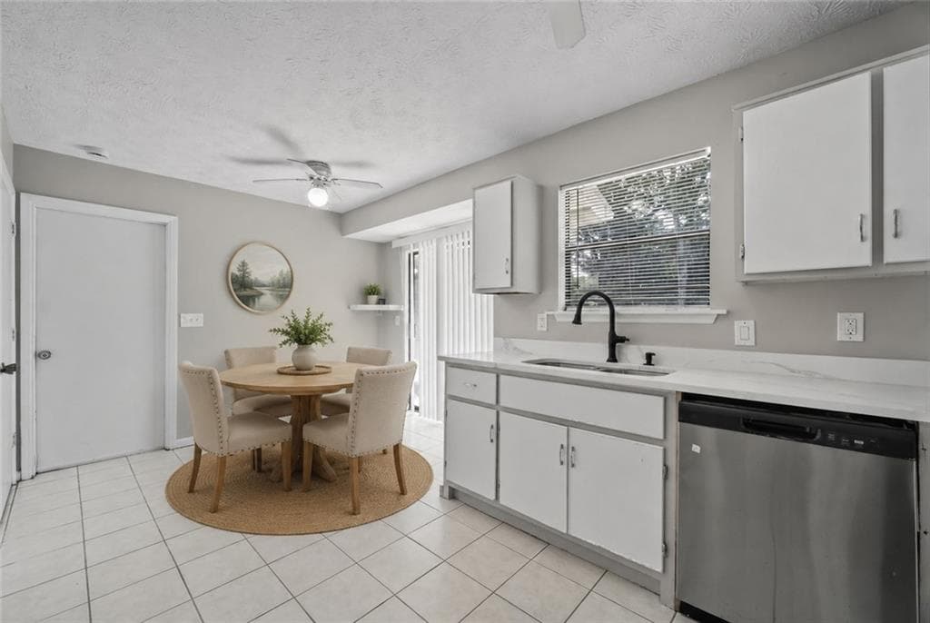 3 bedroom, 2 bathroom, 1,194 sq ft single family residence under contract at 2071 Walden Park Place, Snellville, GA 30078 — photo 7