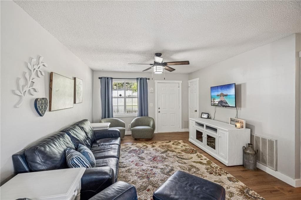 4 bedroom, 3 bathroom, 1,479 sq ft single family residence for sale at 304 Myrtle Street, Jasper, GA 30143 — photo 10