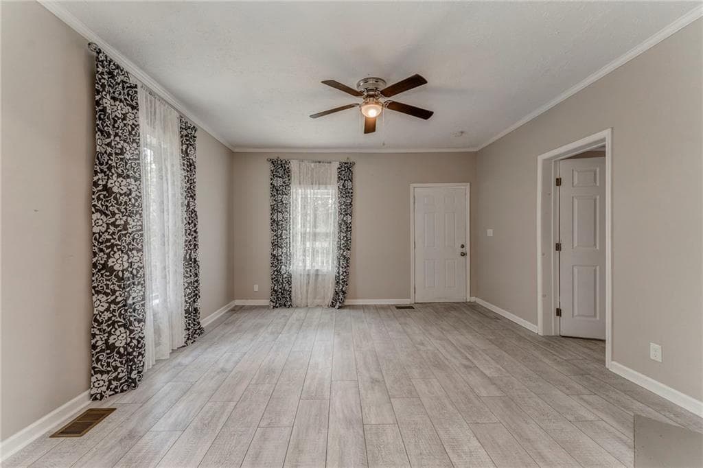3 bedroom, 2 bathroom, 1,276 sq ft single family residence for sale at 320 Shannon Street, Rome, GA 30161 — photo 9