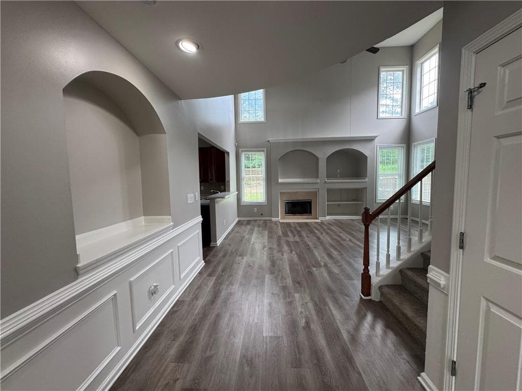 4 bedroom, 3 bathroom, 3,019 sq ft single family residence for sale at 400 Fitzgerald Place, College Park, GA 30349 — photo 4
