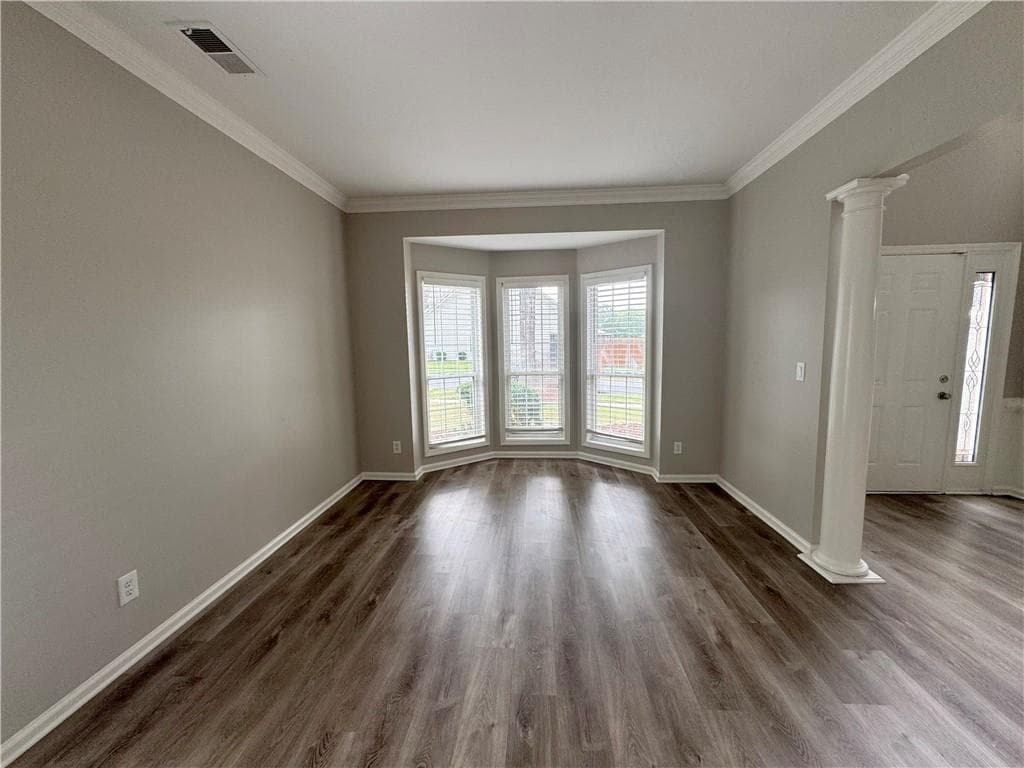 4 bedroom, 3 bathroom, 3,019 sq ft single family residence for sale at 400 Fitzgerald Place, College Park, GA 30349 — photo 9