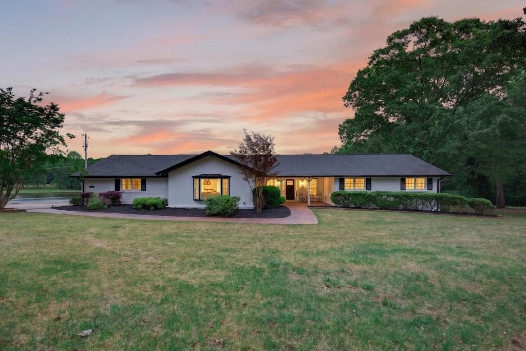 other for sale at 1078 Highway 92, Fayetteville, GA 30215 — photo 1 of 84