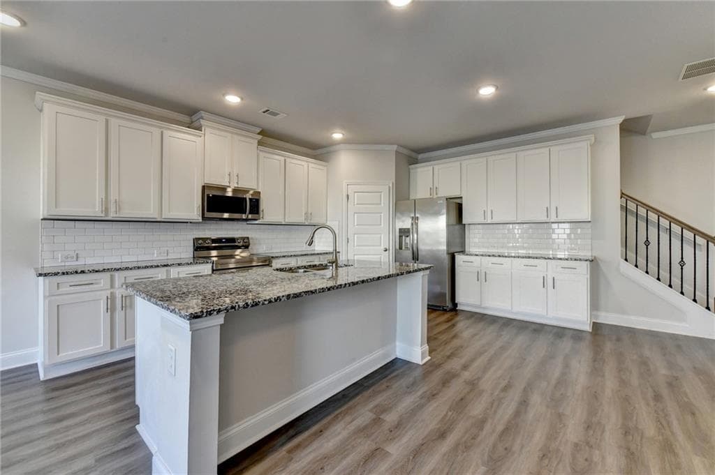 3 bedroom, 3 bathroom, 1,922 sq ft townhouse for rent at 3855 Brookburn Park, Gainesville, GA 30506 for $1,950 a month — photo 8
