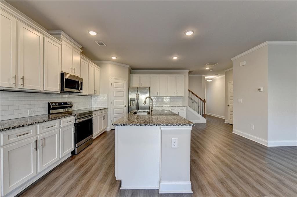 3 bedroom, 3 bathroom, 1,922 sq ft townhouse for rent at 3855 Brookburn Park, Gainesville, GA 30506 for $1,950 a month — photo 9