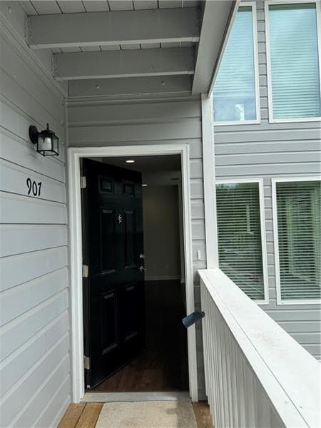 2 bedroom, 2 bathroom, 1,102 sq ft condominium for rent at 907 NATCHEZ Trace, Atlanta, GA 30350 for $1,780 a month