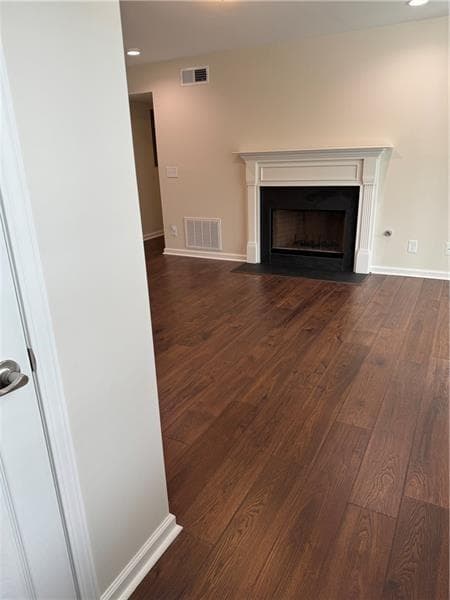 2 bedroom, 2 bathroom, 1,102 sq ft condominium for rent at 907 NATCHEZ Trace, Atlanta, GA 30350 for $1,780 a month — photo 2