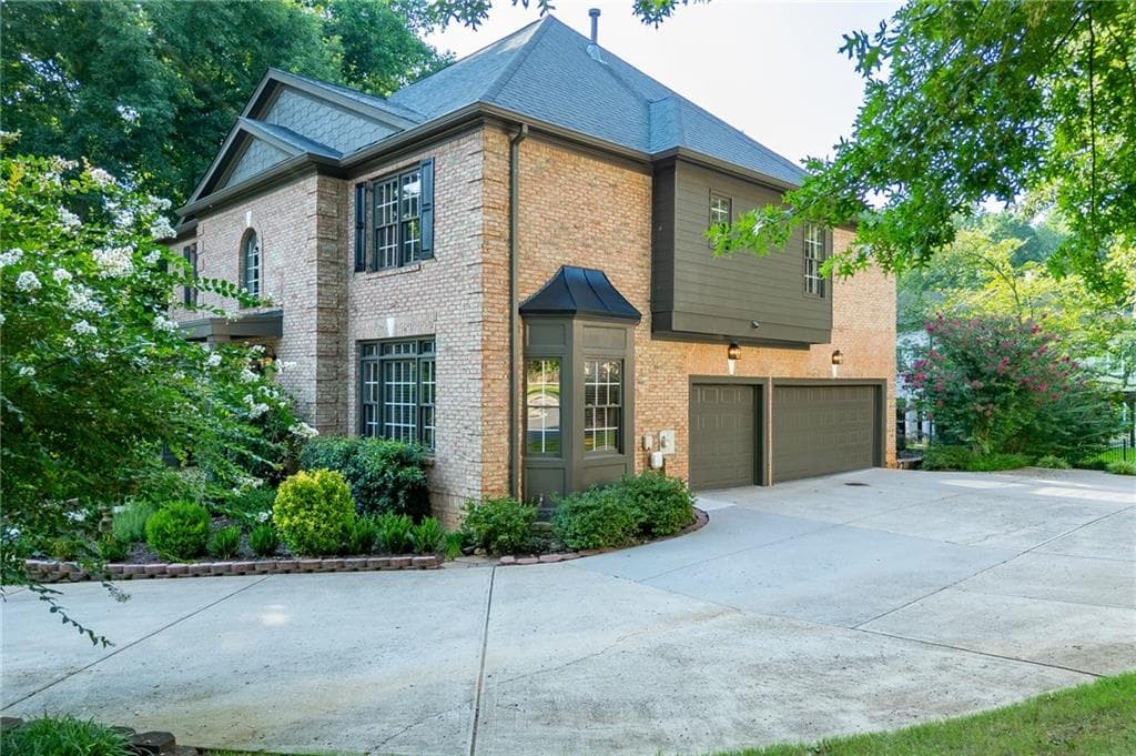 5 bedroom, 4 bathroom, 4,476 sq ft single family residence for sale at 2758 Pathview Drive, Dacula, GA 30019 — photo 6