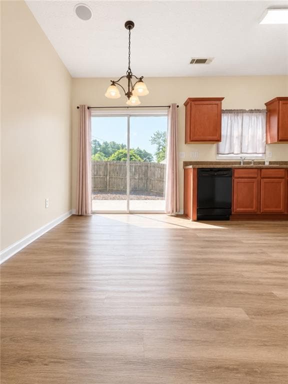 4 bedroom, 3 bathroom, 1,728 sq ft townhouse for rent at 4171 Magnolia Glen Walk, Norcross, GA 30093 for $2,050 a month — photo 6