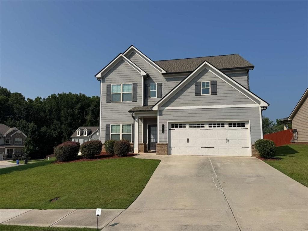 4 bedroom, 3 bathroom, 2,225 sq ft single family residence for rent at 4472 Beechnut View, Gainesville, GA 30504 for $2,350 a month