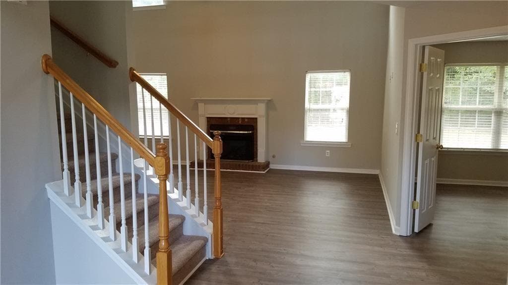 5 bedroom, 3 bathroom single family residence for rent at 3652 Roxfield Drive, Buford, GA 30518 for $2,400 a month — photo 2