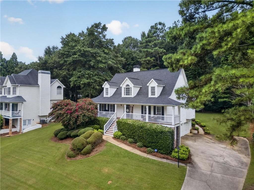 3 bedroom, 4 bathroom, 2,528 sq ft single family residence under contract at 106 Bexley Lane, Douglasville, GA 30134 — photo 3