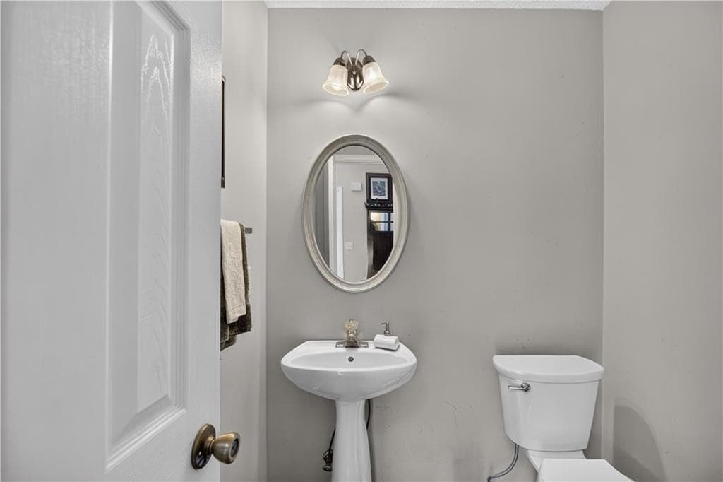 3 bedroom, 4 bathroom, 2,528 sq ft single family residence under contract at 106 Bexley Lane, Douglasville, GA 30134 — photo 7