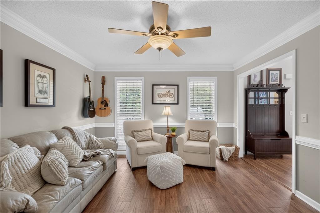 3 bedroom, 4 bathroom, 2,528 sq ft single family residence under contract at 106 Bexley Lane, Douglasville, GA 30134 — photo 8