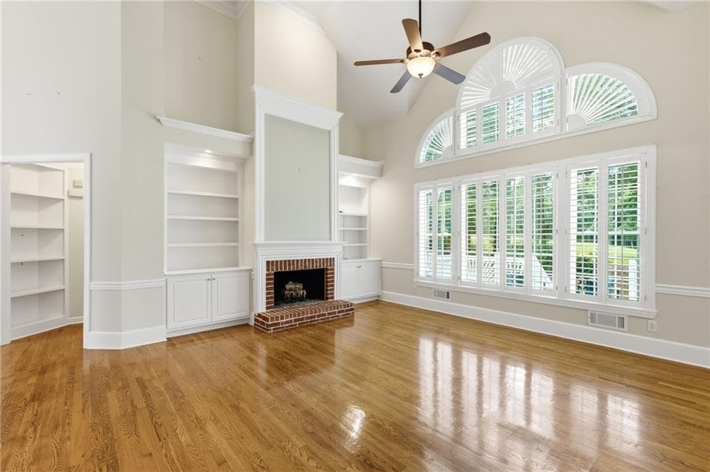 4 bedroom, 4 bathroom, 2,553 sq ft single family residence for sale at 5305 Davenport Manor, Cumming, GA 30041 — photo 6