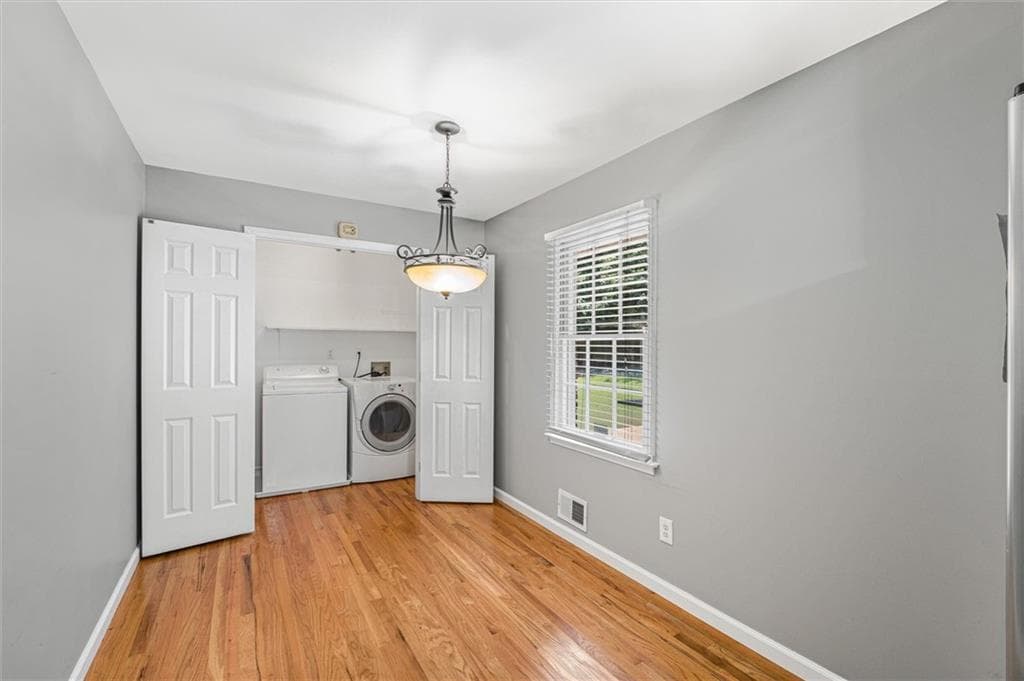 3 bedroom, 2 bathroom, 2,357 sq ft single family residence for sale at 226 Machelle Lane, Marietta, GA 30064 — photo 10