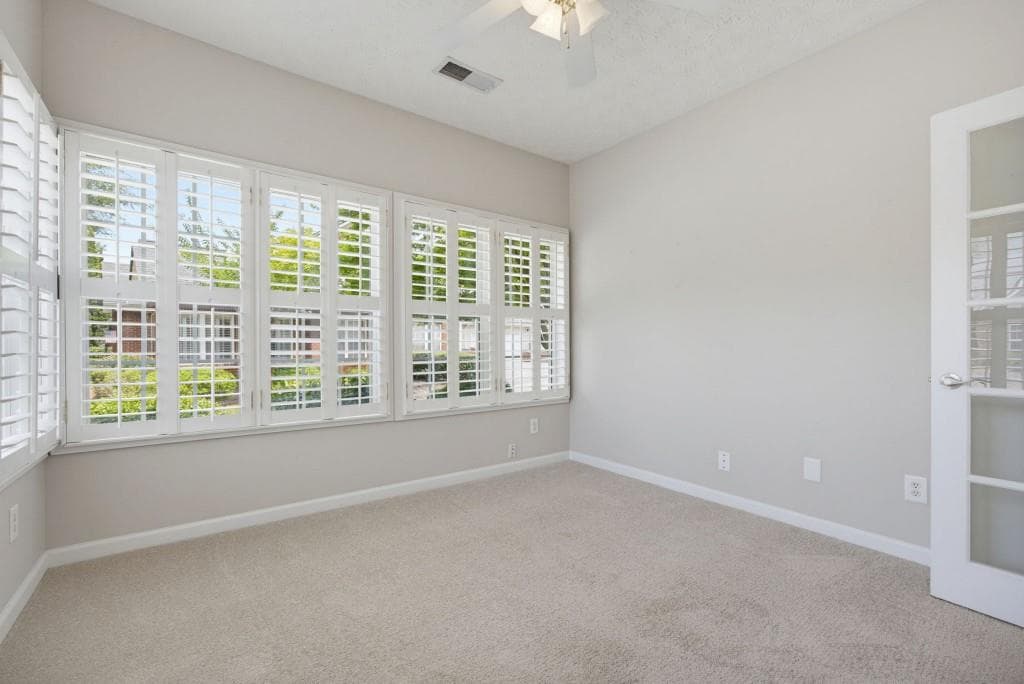 3 bedroom, 2 bathroom, 1,526 sq ft condominium for sale at 3706 Villa Springs Circle, Powder Springs, GA 30127 — photo 7