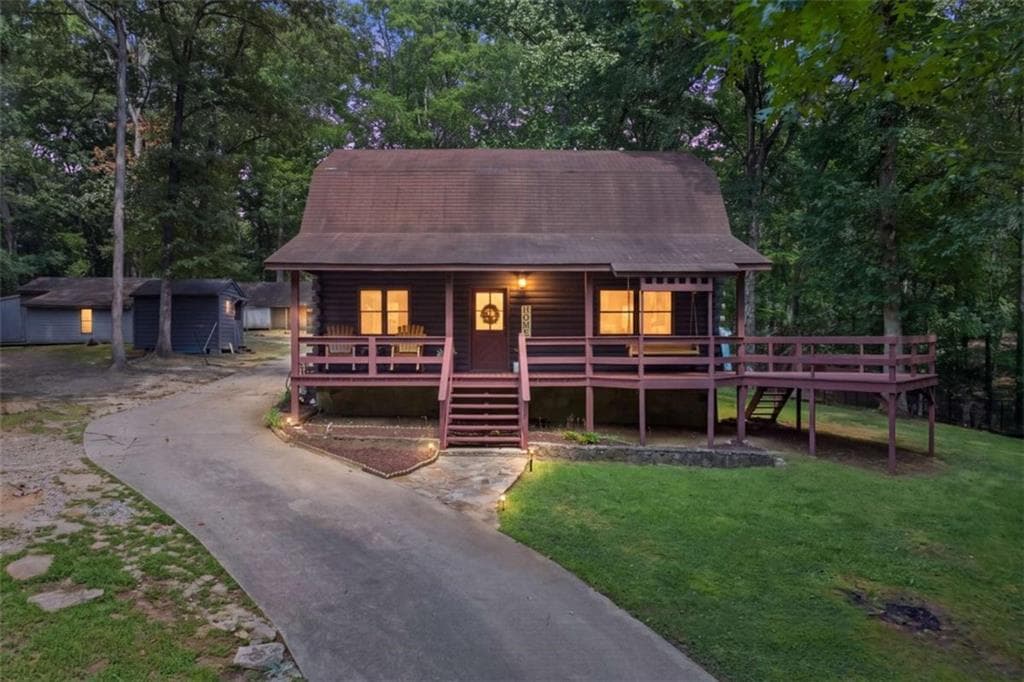 4 bedroom, 2 bathroom, 1,412 sq ft single family residence for sale at 5454 Carolean Street, Gainesville, GA 30506 — photo 1 of 52