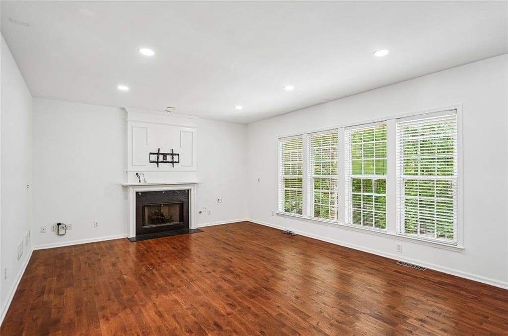 5 bedroom, 4 bathroom, 4,693 sq ft single family residence for rent at 5157 Wellisford Court, Suwanee, GA 30024 for $3,500 a month — photo 5