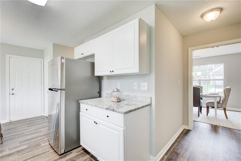 3 bedroom, 3 bathroom, 1,796 sq ft single family residence for sale at 2175 Windstream Lane, Marietta, GA 30060 — photo 8