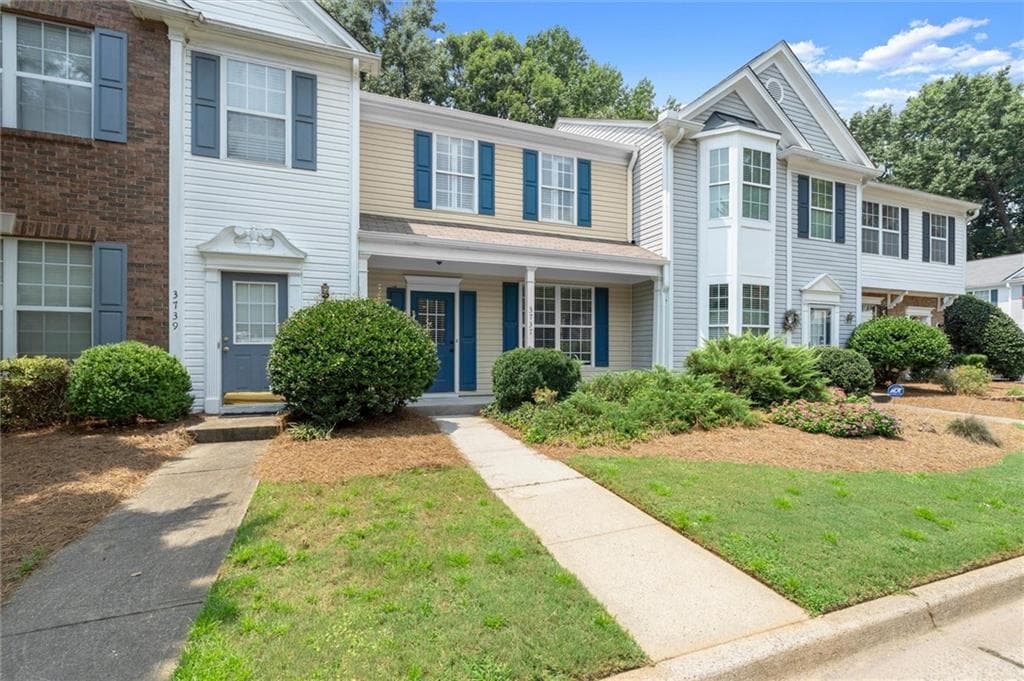 2 bedroom, 3 bathroom, 1,232 sq ft townhouse for sale at 3737 Berkeley Crossing, Duluth, GA 30096 — photo 2