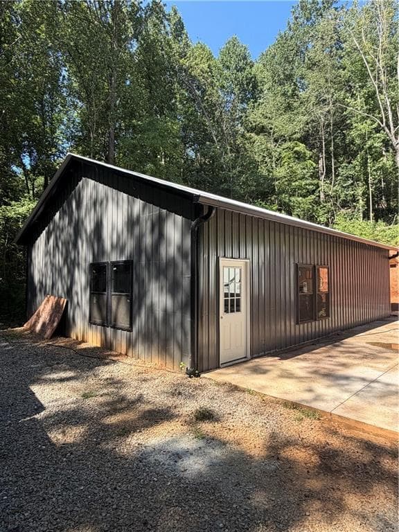 1 bedroom, 1 bathroom, 1,000 sq ft single family residence under contract at 3056 411 HWY, Fairmount, GA 30139